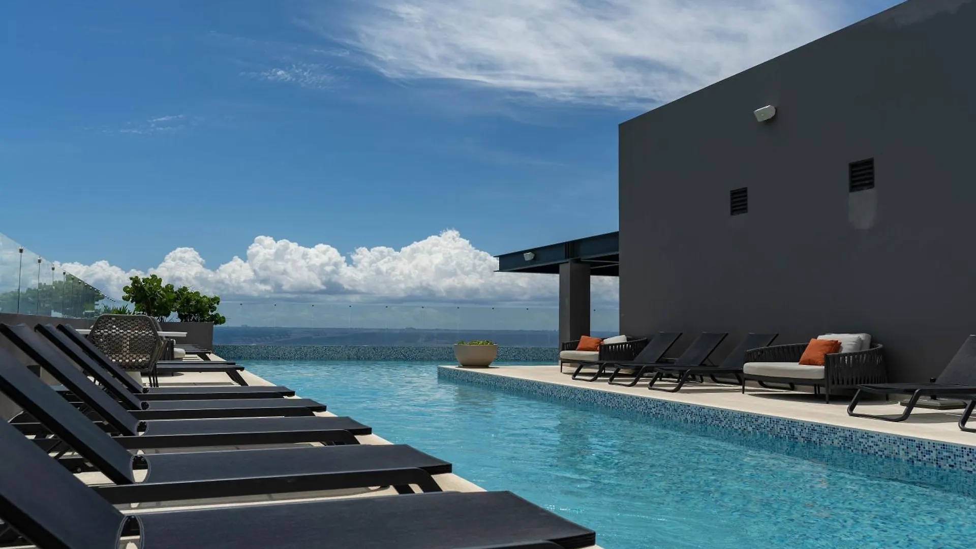 Appartement Magnificent View Of The Caribbean Sea/3Pool/Skybar By Yeah à Playa del Carmen